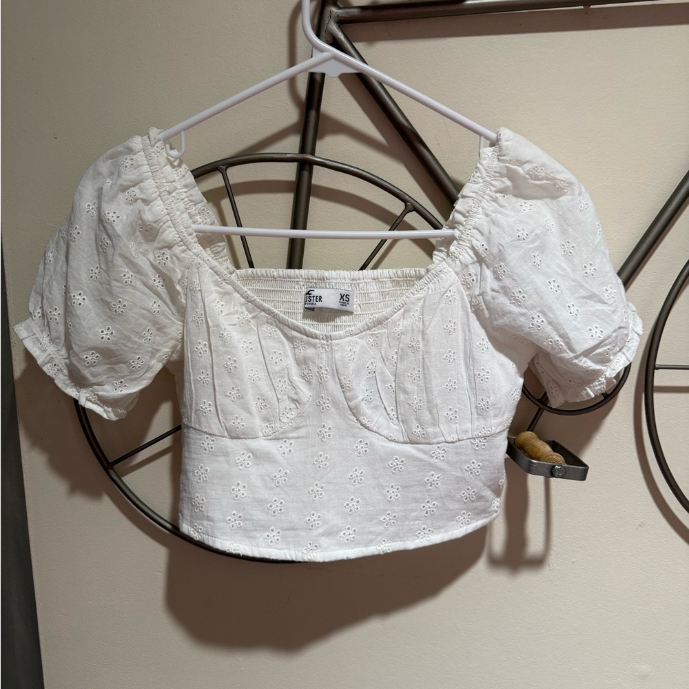Hollister White Eyelet Cropped Blouse with Puff Sleeves, Cotton, Size XS, NWT